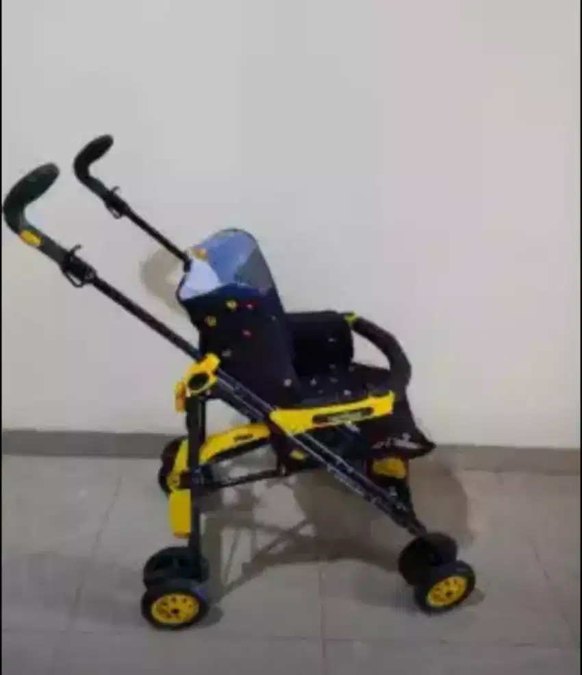 [Preloved] Stroller Dorongan Bayi Anak Merek Pliko