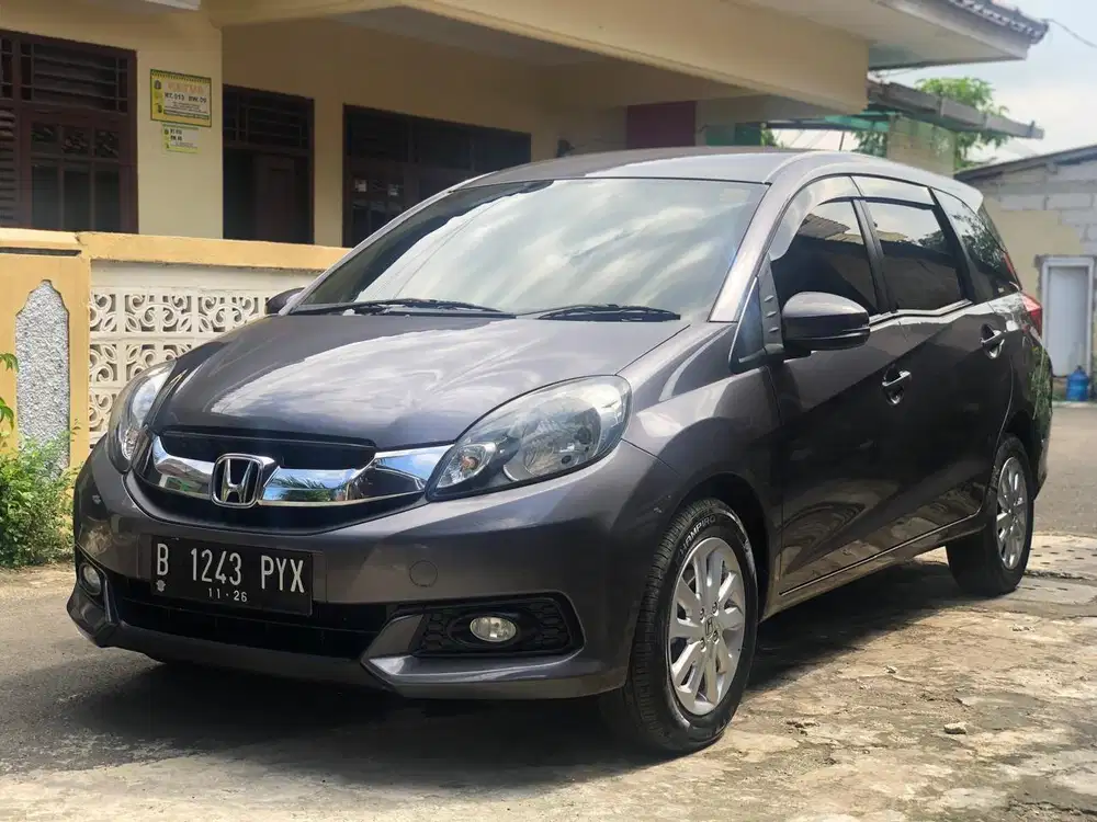 Low KM Mobilio E MT