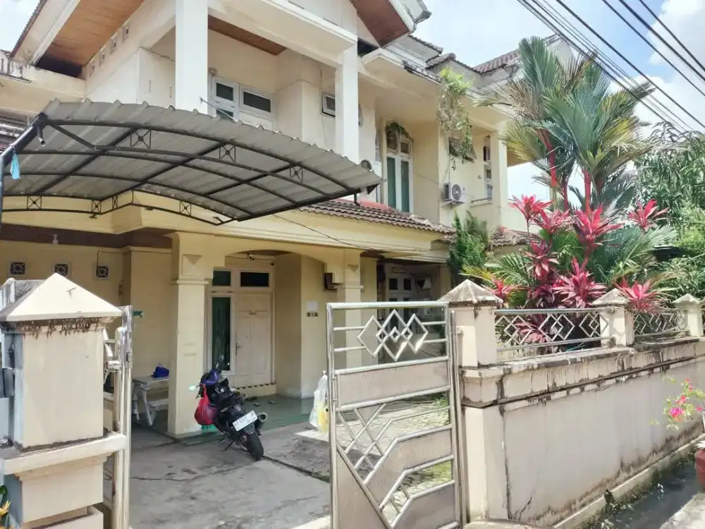 Rumah nyaman aman strategis damai  estetik