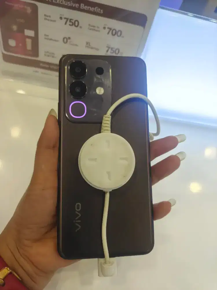 Vivo Y29 batt badak 6500 mah di kredt hnya KTP aja