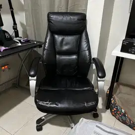 [Preloved] Kursi Kantor Informa Umura