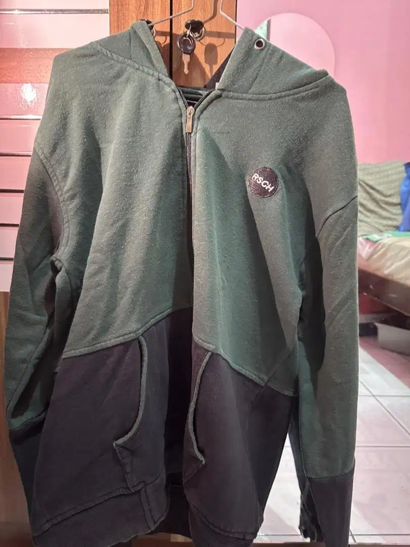 Jaket Zipper RSCH