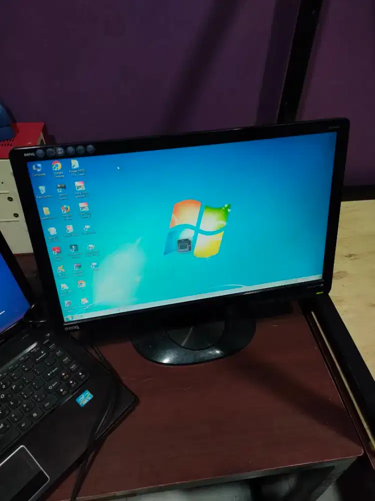 Terima Monitor Bekas