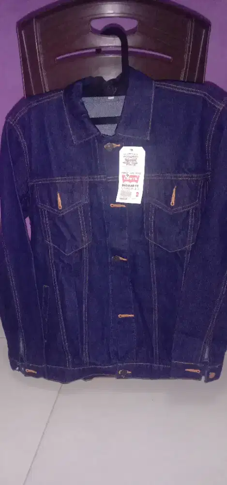 Di jual jaket levis