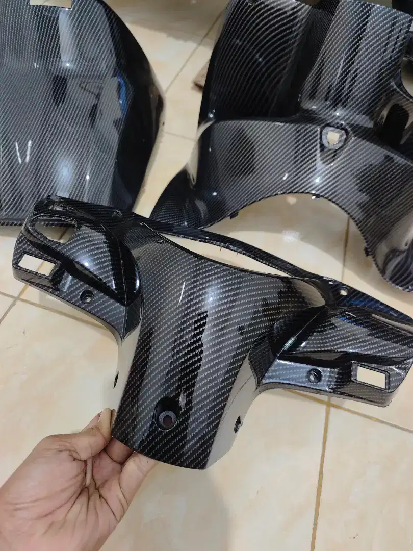 Cover batok belakang honda spacy carbon hitam