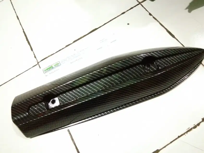 Tameng knalpot yamaha x ride old carbon hitam