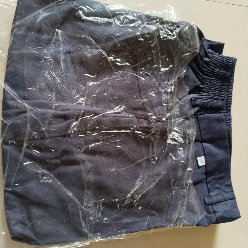 Seragam celana panjang biru