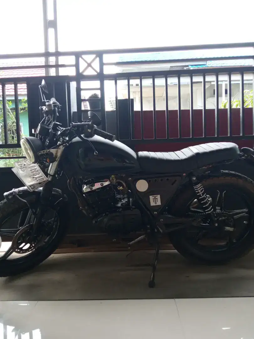 Jual motor custom jepstyel mesin thunder 2008