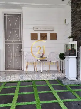 Dijual Rumah Cantik, Di Graha Raya Fortune Terrace