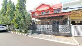 Rumah Hoek 17x18 Janur Elok Penabur Kelapa Gading hadap Barat Selatan