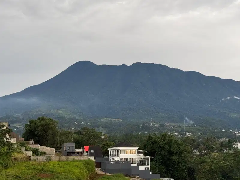 Tanah shm luas 590m2 view gunung puncak bogor