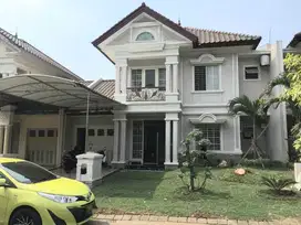 Rumah murah model classic di VBR 3 Pakuwon Indah
