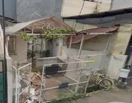 Jual rumah tua di Kopyor Barat, Klp Gading