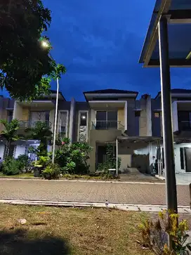 jual murah rumah Golf Island Harmony PIK 8x15 bagus