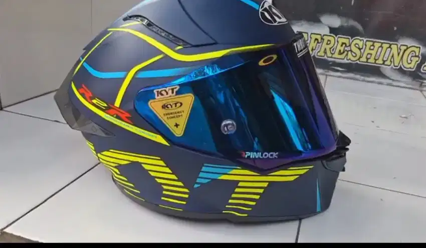 Helm KYT R2R size M