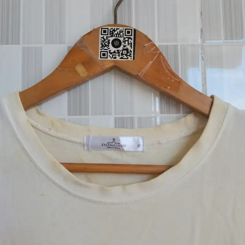 57. Kaos Dewasa Lengan Potong Dongsan Size L [PRELOVED] (SECOND)