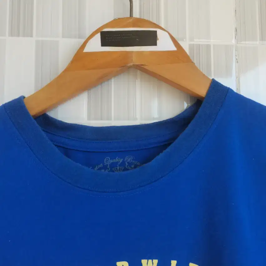 76. Kaos Dewasa Lengan Pendek Obey Size M PRELOVED] (SECOND) (BEKAS)