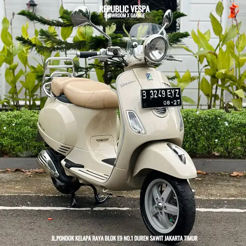 Jual cepat Piaggio Vespa LXV 125 3V TAHUN 2015