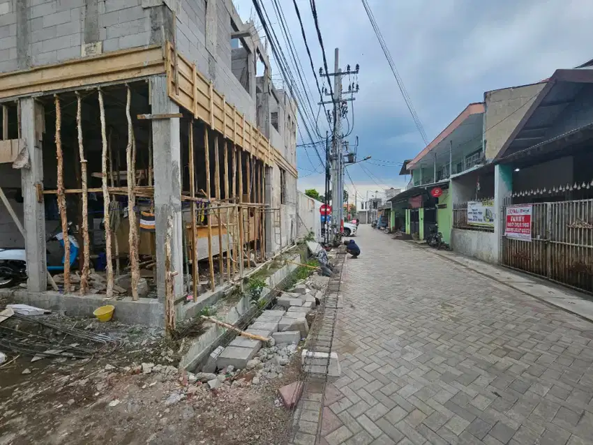 Rumah tinggal baru mewah dijual murah di lokasi strategis surabaya