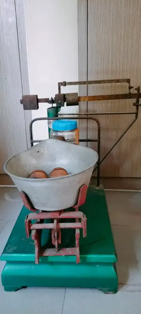 DIJUAL CEPAT TIMBANGAN BESI