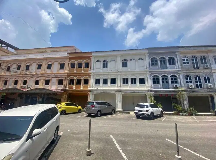 DIJUAL RUKO WINDSOR CENTRAL 3 UNIT GANDENG NAGOYA PENUIN THAMRIN GRAND
