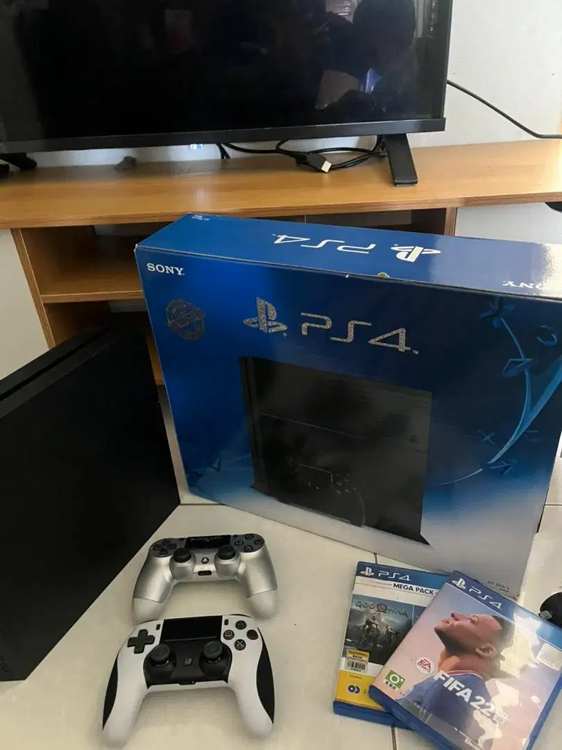 Di jual PS4 Fat Seri 12 500gb