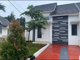 Rumah apik asri siap huni di Cibinong - Ria