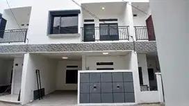 Rumah 2 Lantai Dekat St LRT Cikunir 1