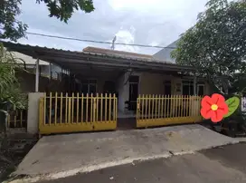 jual rumah strategis di Cimanggu Permai.