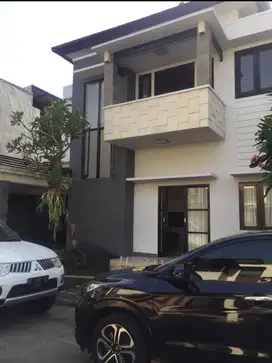 dijual rumah minimalis lantai 2 denpasar utara