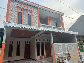 Rumah Bagus 2 Lt Dekat Exit Tol Klodran Solo