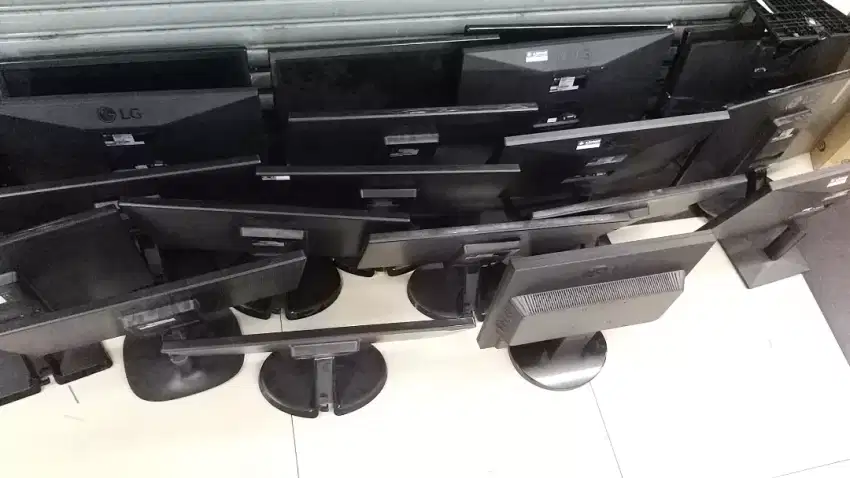 Terima komputer bekas