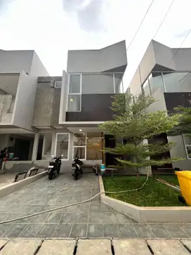 Rumah Baru 2 Lantai Dalam Mini Cluster Dekat Tol Di Jatibening Bekasi
