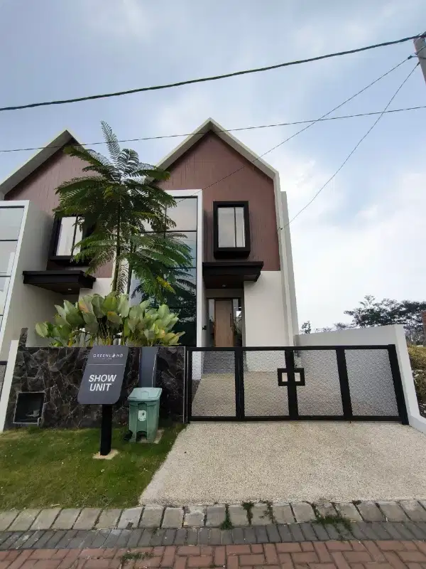 Dijual Rumah Baru Full Furnish Murah di Tidar, Malang