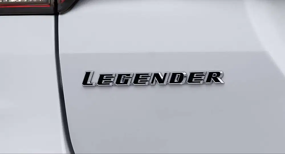 Emblem Toyota Fortuner Legender
