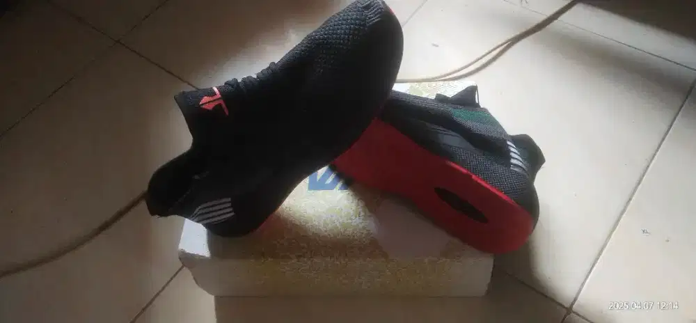 Dijual sepatu Larocking vortek hitam baru uk.41