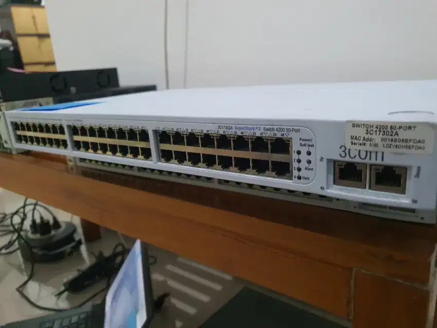 Switch hub 3Com 48 port