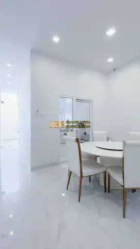Dijual Rumah Fully Furnished di Komplek Adam Malik Riverside - Medan