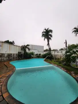 Di jual rumah mewah siap huni di sekolah kencana permai pondok indah