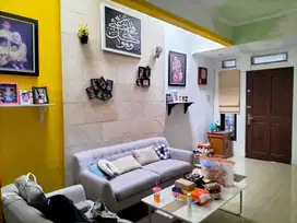 Dijual Rumah Full Furnished di Tole Iskandar Depok Jawa Barat