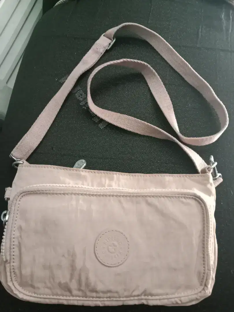 Jual tas preloved merk kipling ori