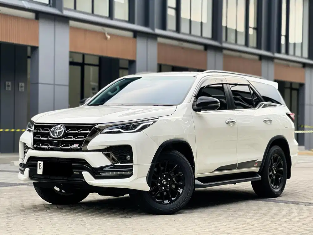 Toyota Fortuner GR 4x4 2022 Diesel
