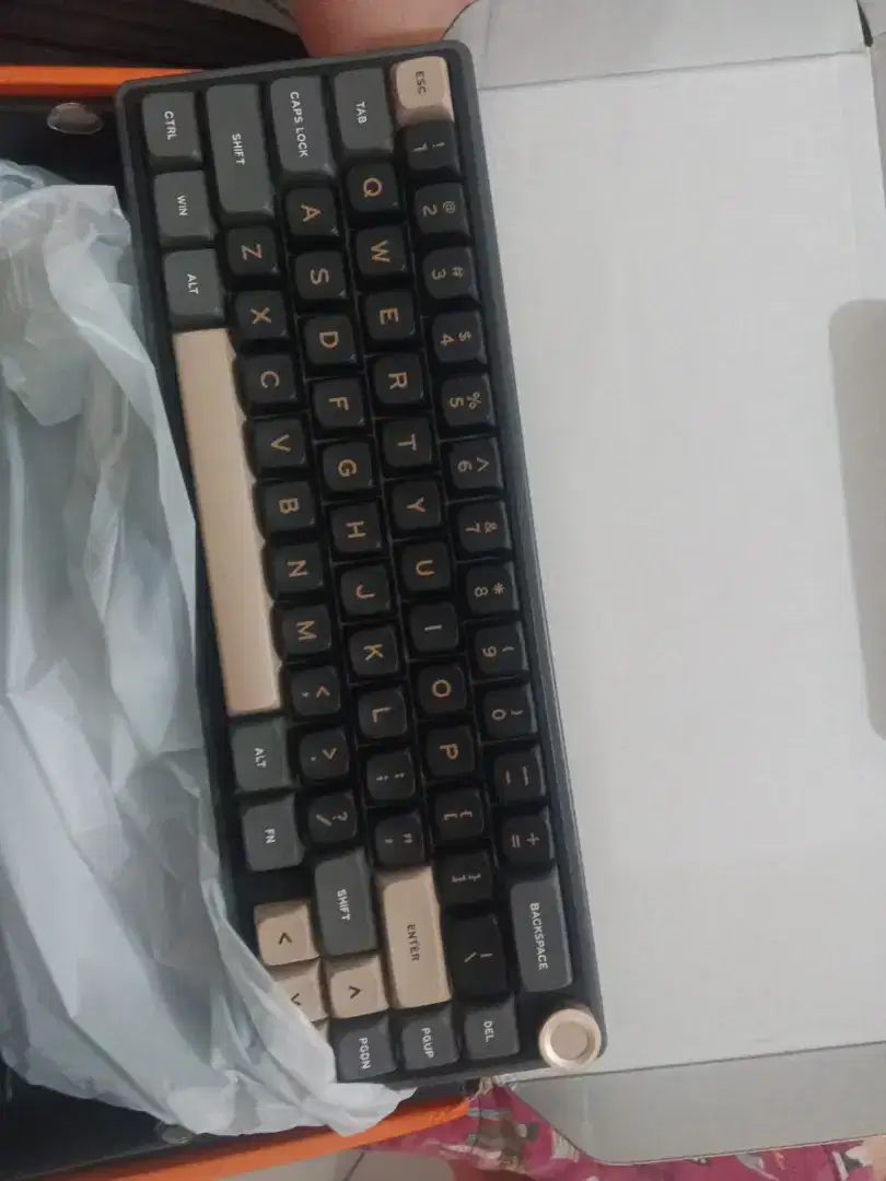 Keyboard Mechanic Royal Kludge R65 (NEW)