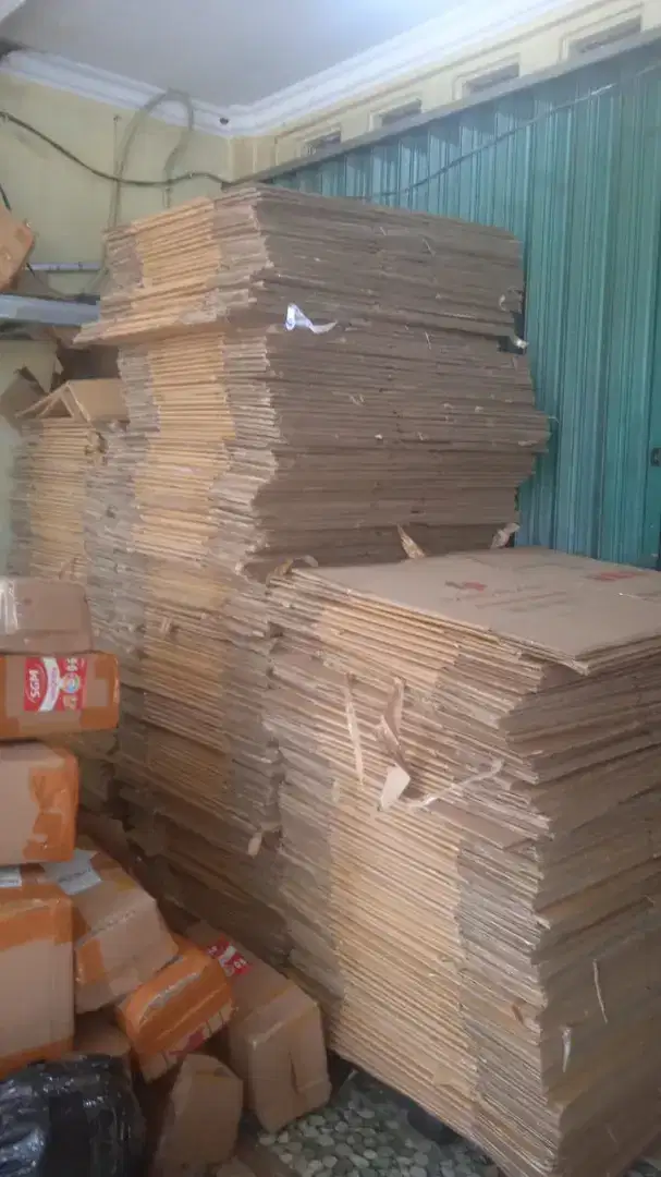 Kardus bekas untuk packing