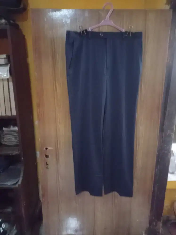 Celana Miwir Formal Cowok