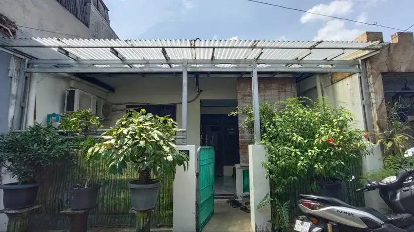 Dijual Rumah Perumnas Strategis di daerah Kota Depok , Sukmajaya