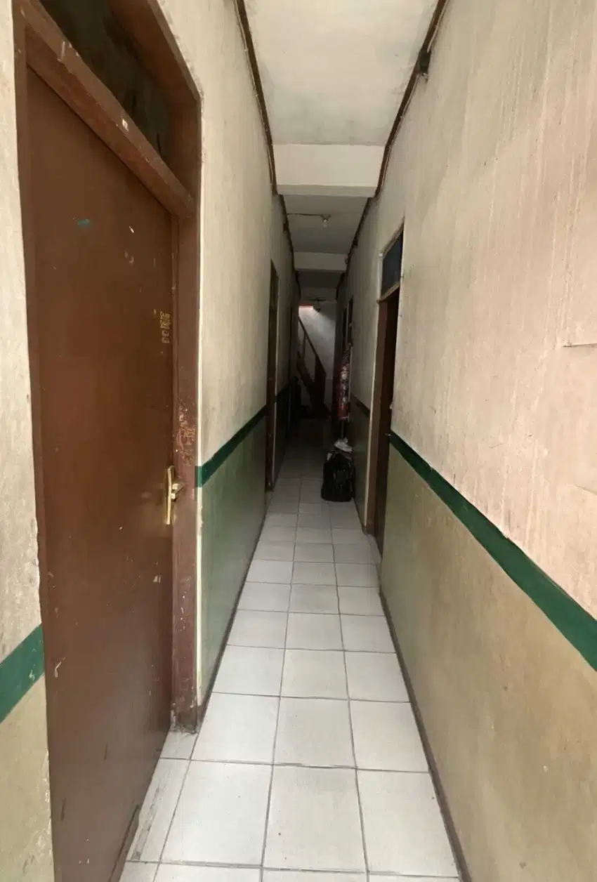 JUAL RUMAH KOST FULL PENGHUNI DI SUNTER JAKARTA UTARA . LOK STRATEGIS.