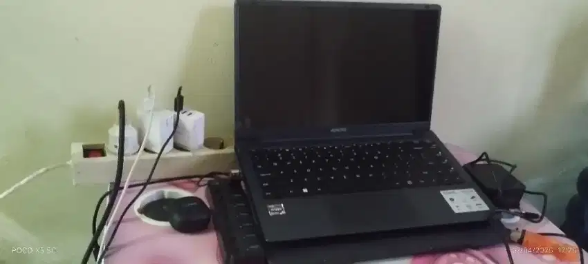 LAPTOP AXIOO HYPE 5
