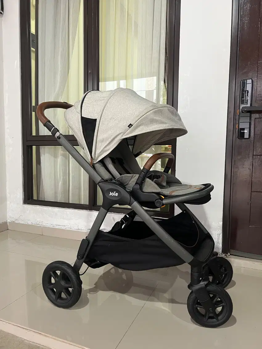 Stroller JOIE Signature Finiti