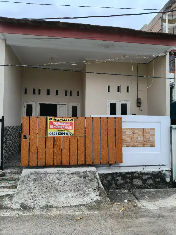 JUAL RUMAH SUDAH RENOVASI SIAP HUNI (TANPA PERANTAR & HARGA NEGO )